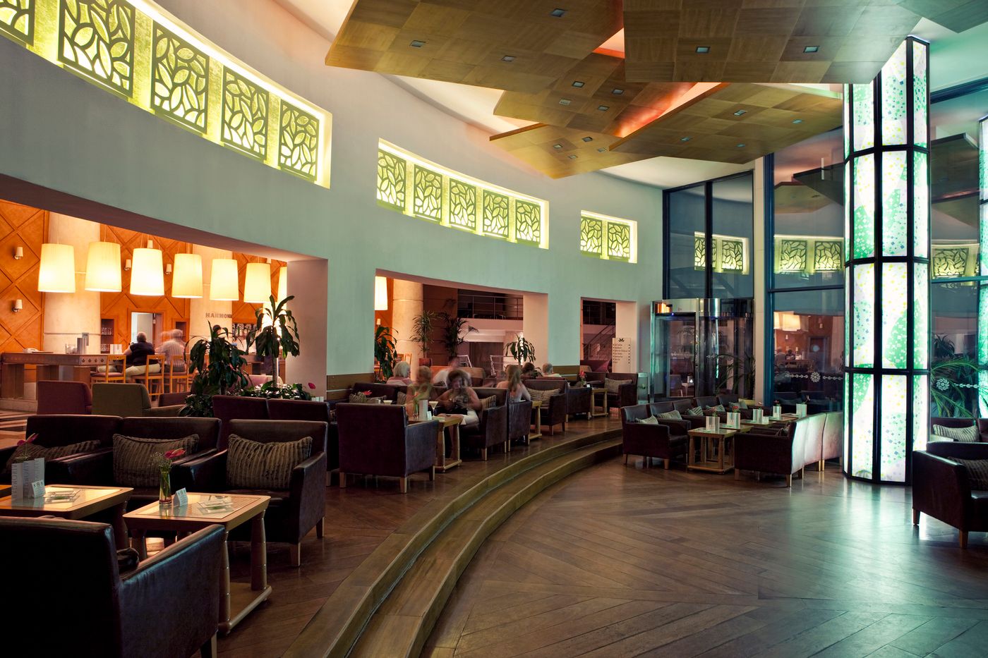 Paloma-Sensia-Lobby-44