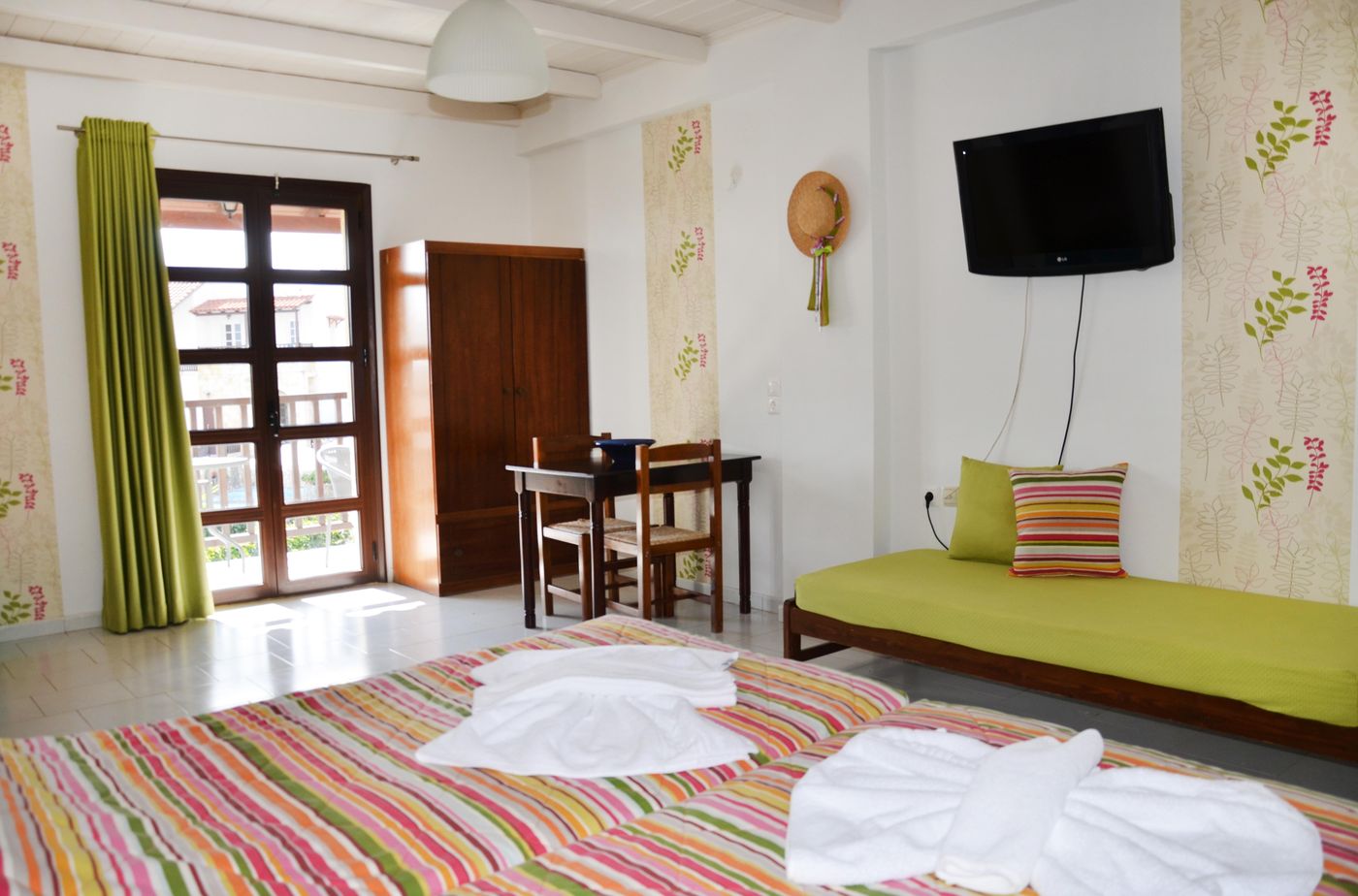 Ledra-Maleme-Room-30