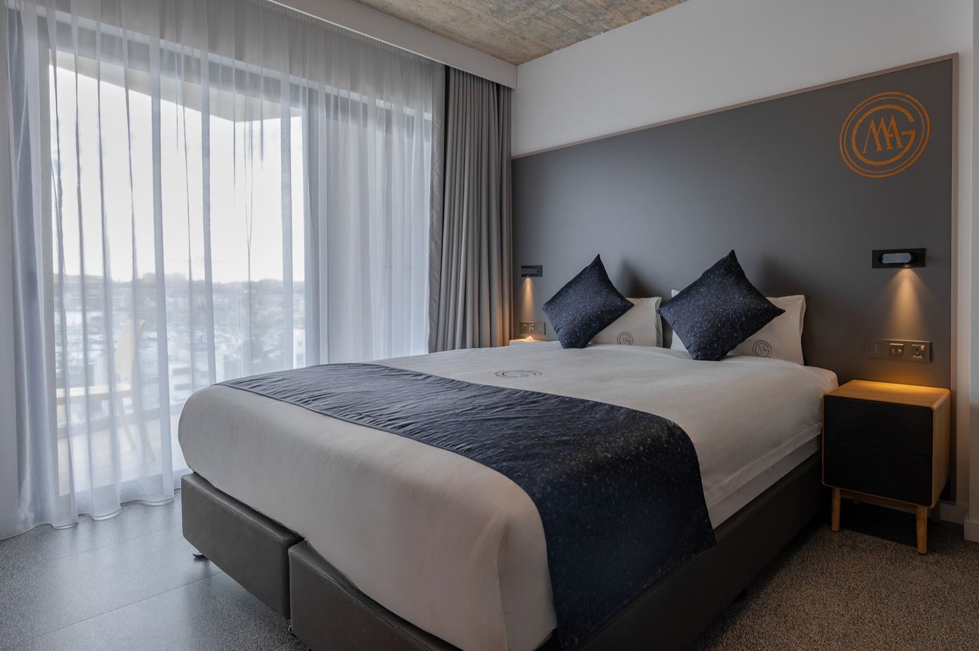 Grands-Suites-Hotel-Residences---Spa-Room-16