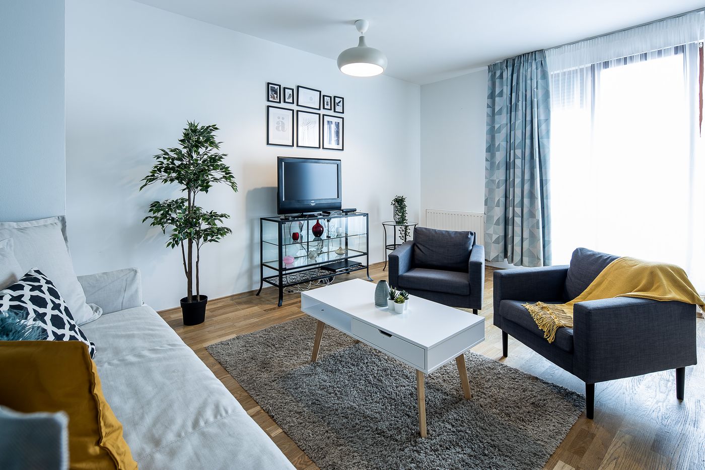 Vagabond-Downtown-Room-27