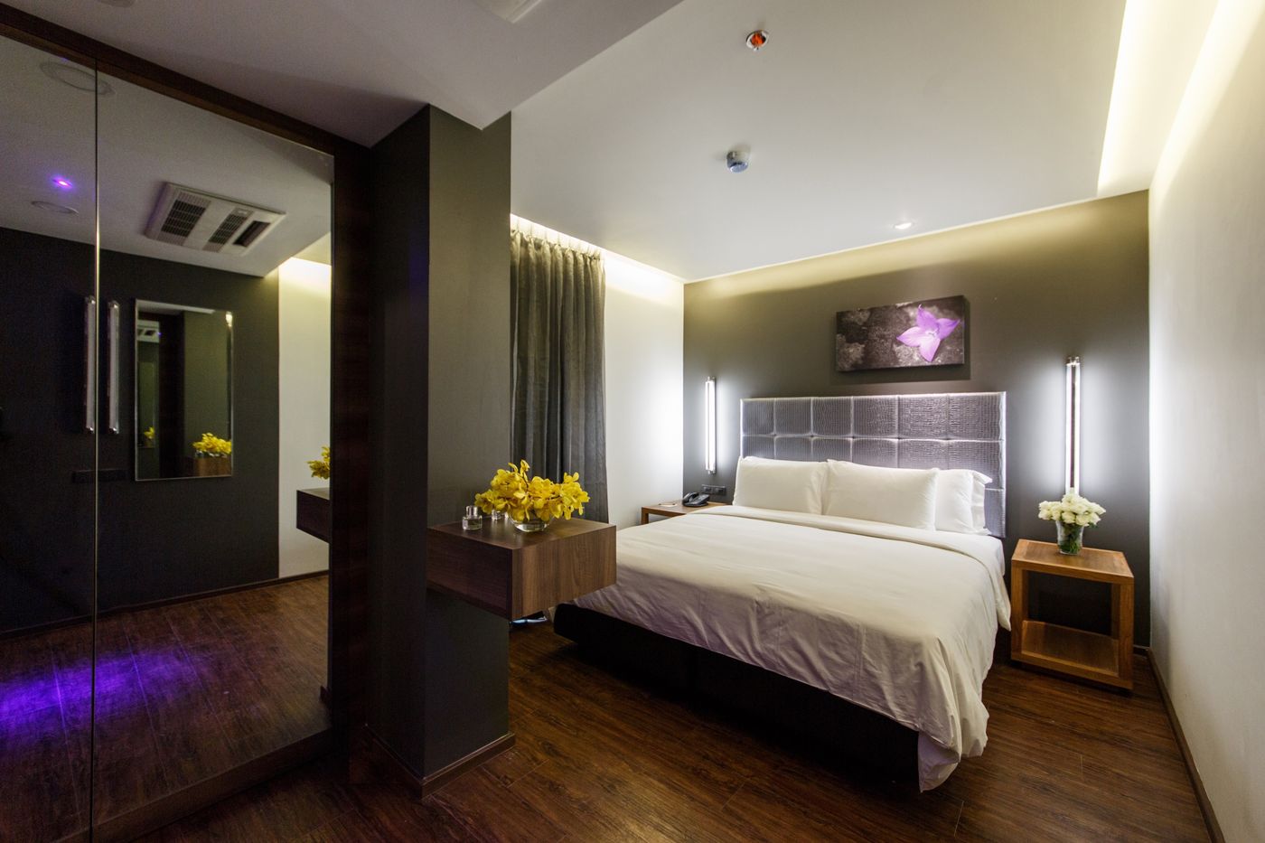 LiT-BANGKOK-Residence-Room-24