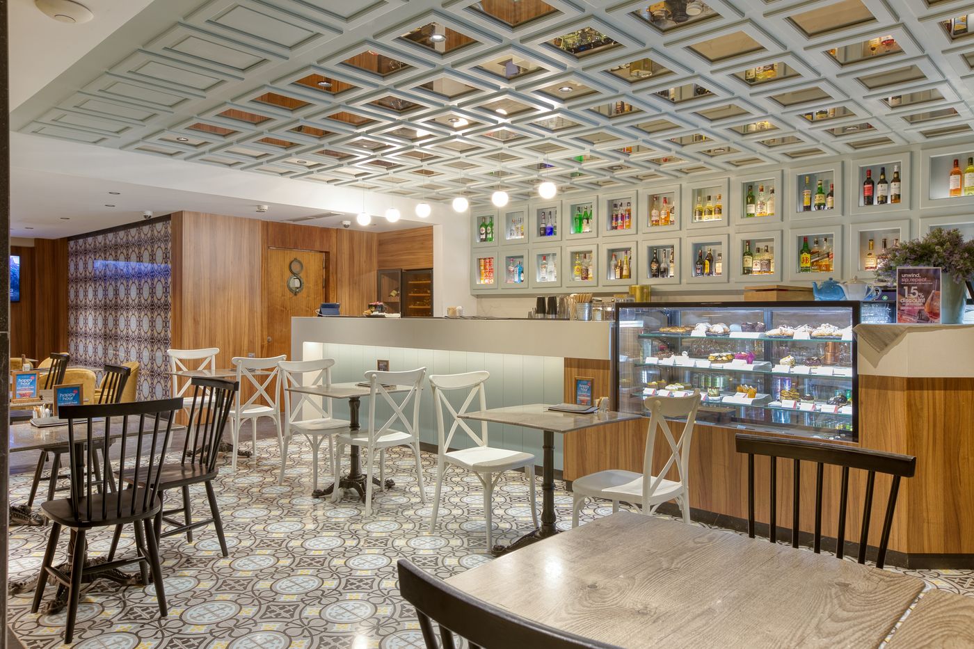 Solana-Hotel---Spa-Lobby-55