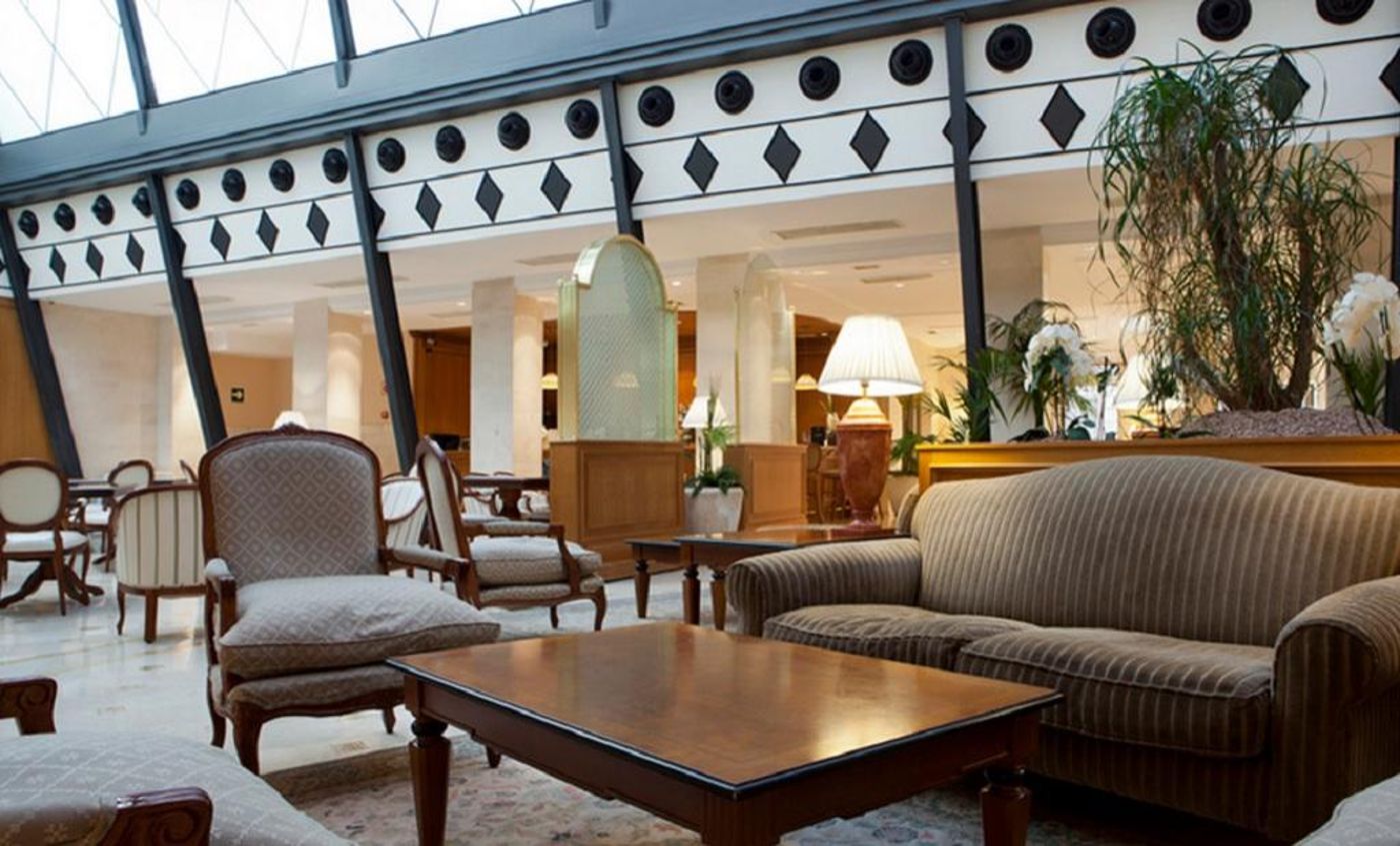 Eurostars-Casa-de-la-Lirica-Lobby-15