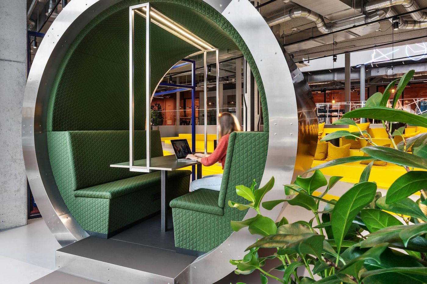 The Social Hub Delft-Netherlands-Delft-Lobby-6