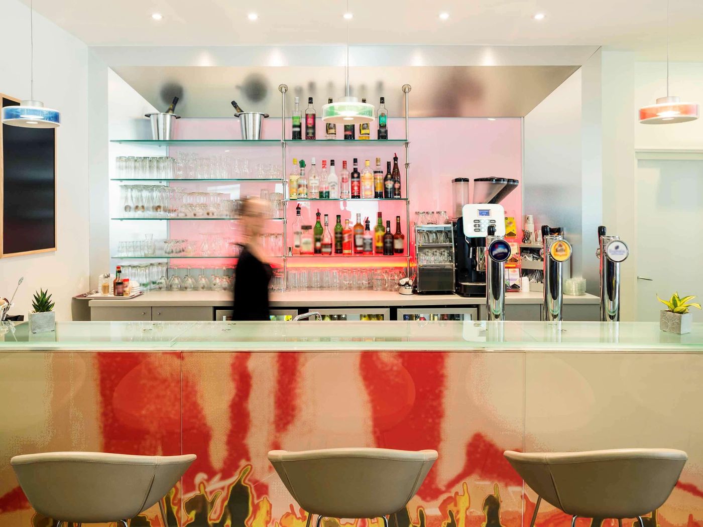 ibis-Esch-Belval-Bar-15