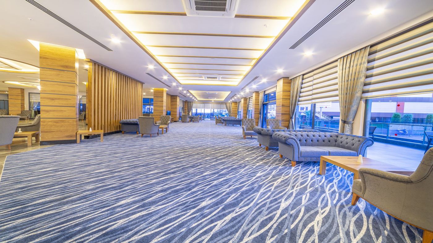 LONICERA PREMIUM HOTEL 08