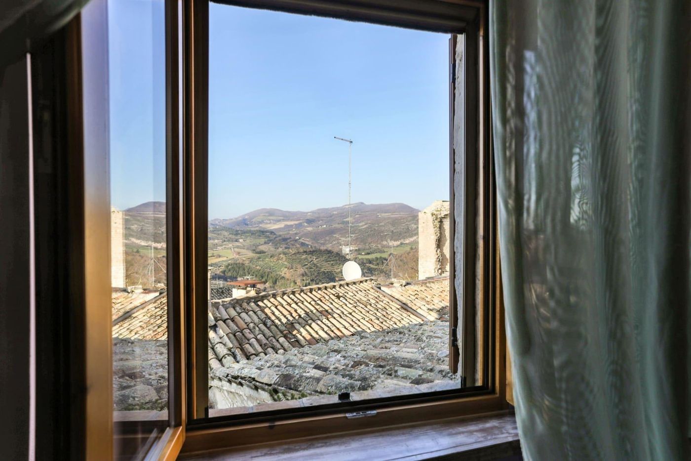 Bed And Breakfast A Casa Delle Fate-Italy-ASSISI-General view-10