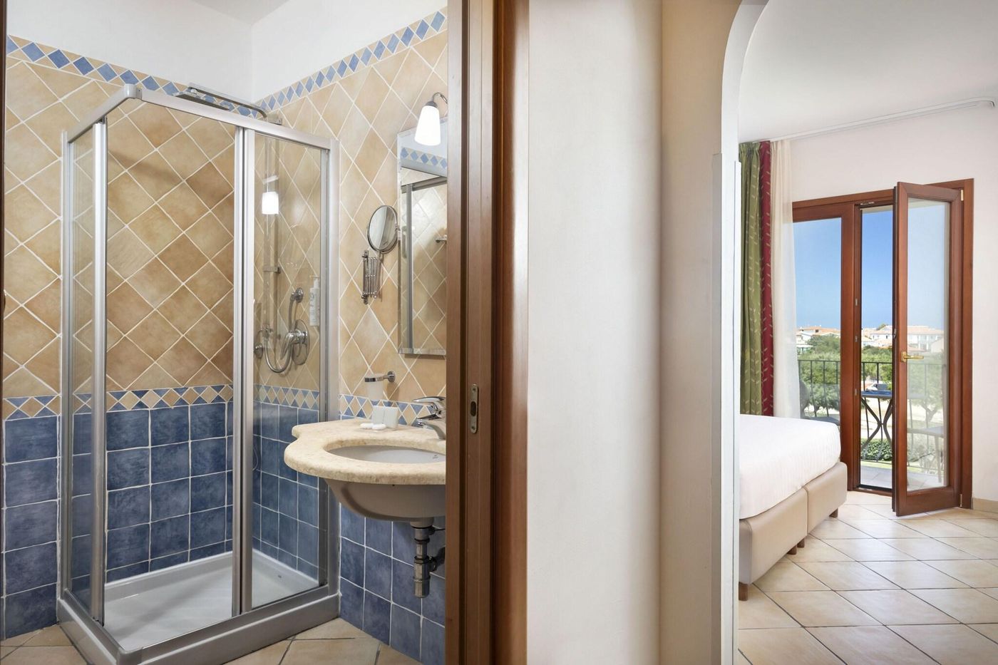 Blu-hotel-Morisco-Room-45