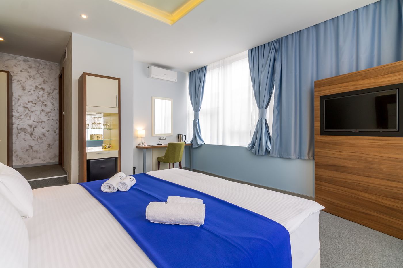 Privilege Suites by Central Park-Serbia-BELGRADE-Room-7