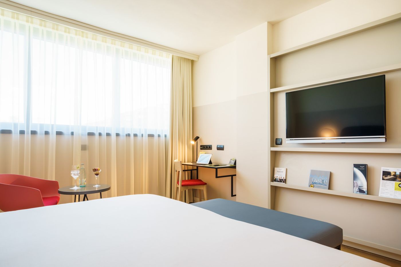 Sercotel-Malaga--ex-Silken-Puerta--Room-14