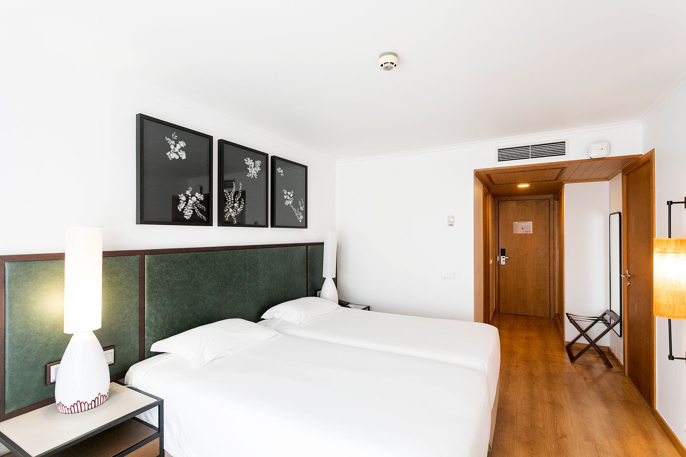 Ponta-Delgada-Room-8