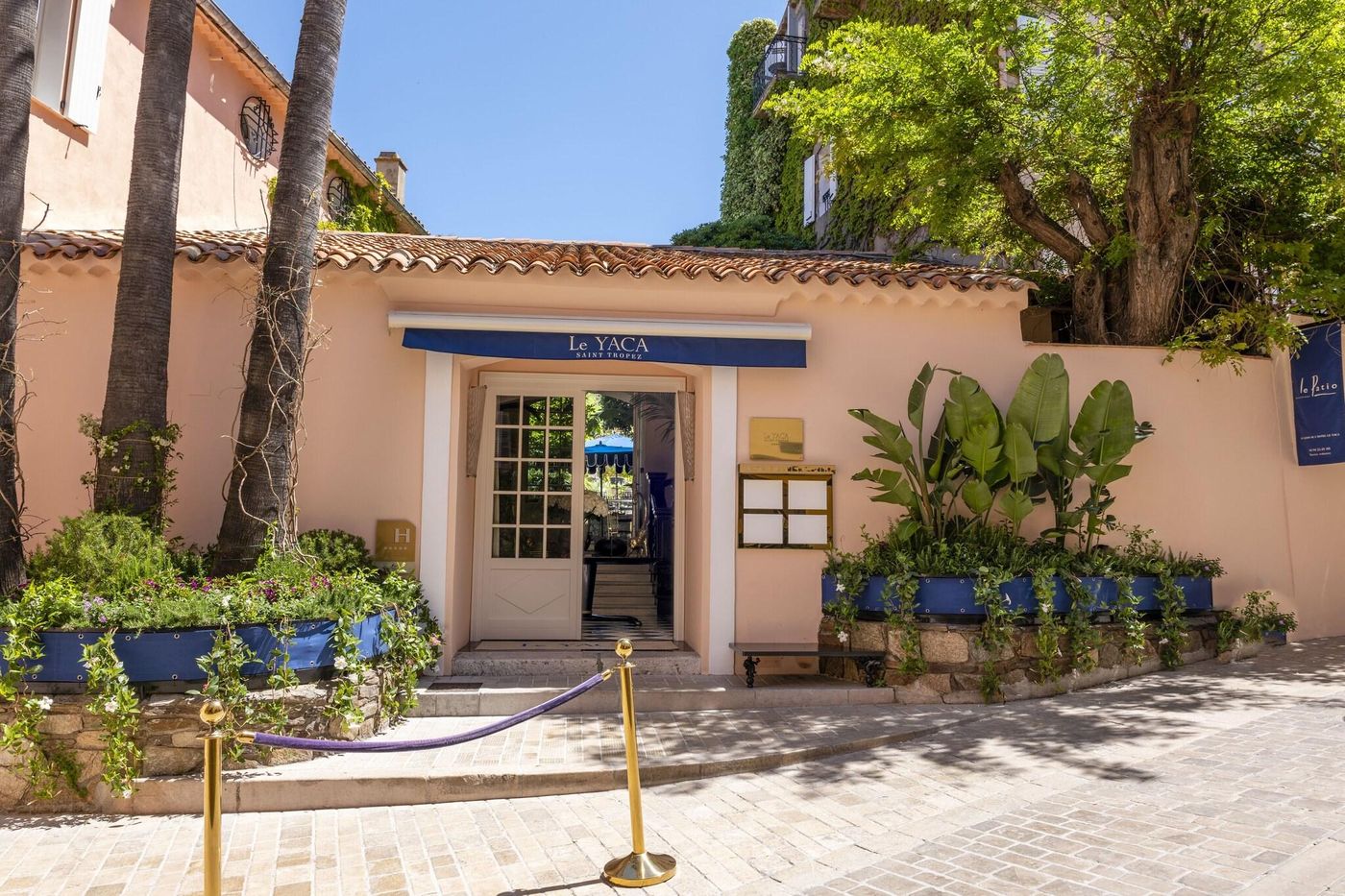 Hotel-Restaurant-Le-Yaca-General-view-21