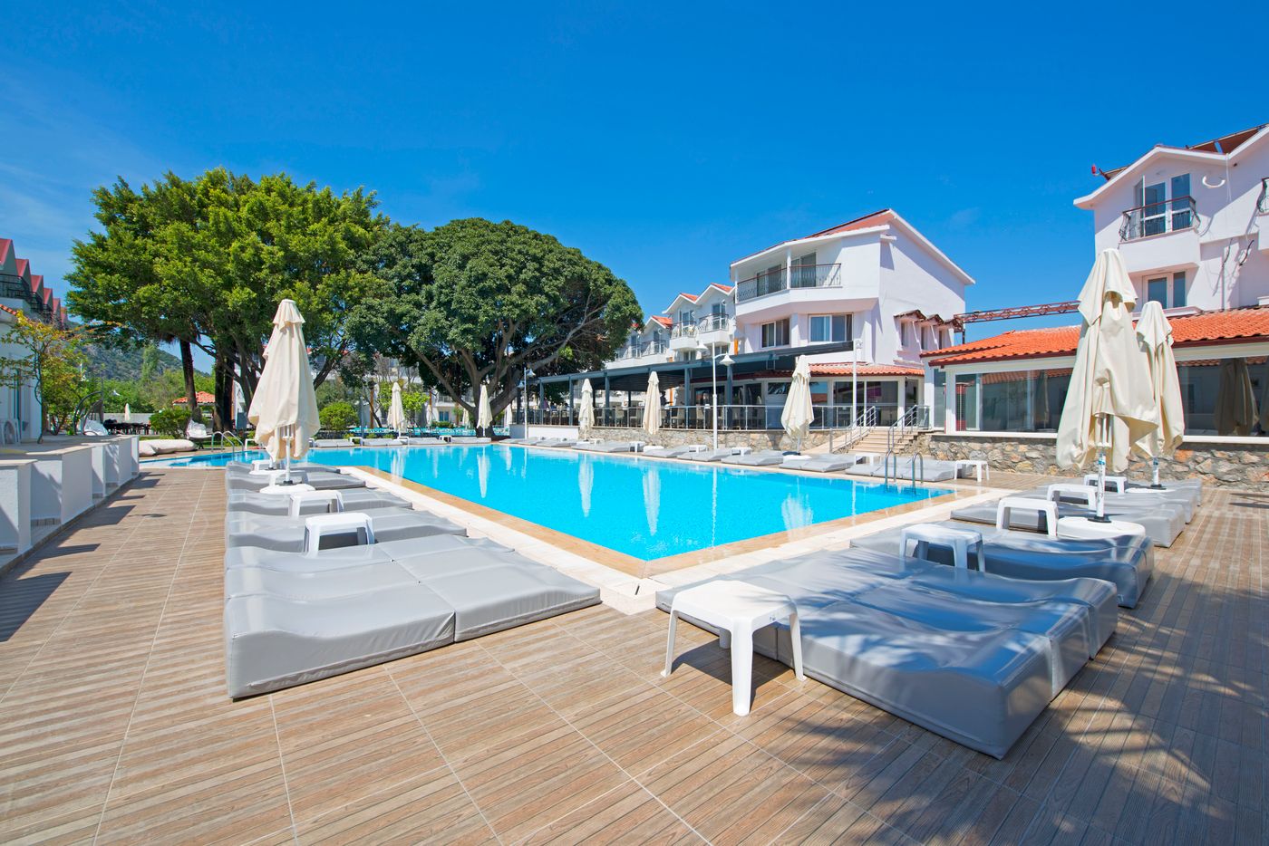 Grand Emir Aqua Hotel