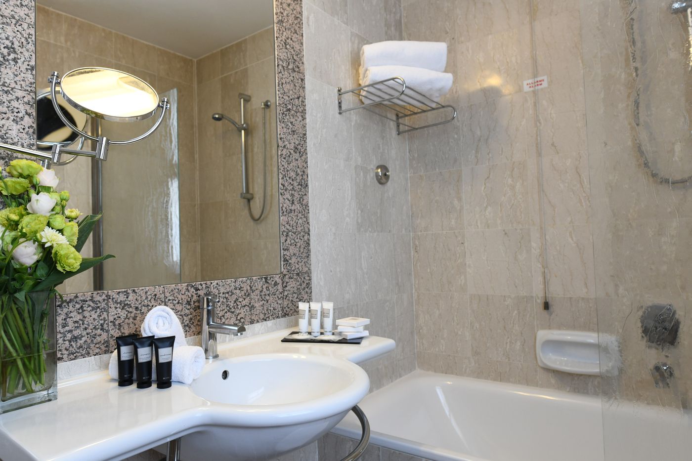 Bettoja-Hotel-Mediterraneo-Room-44