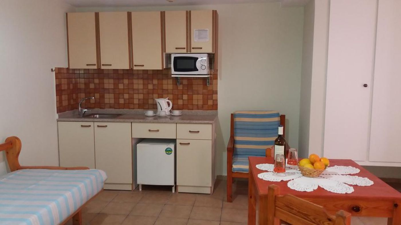 Semiramis Studios Apartments