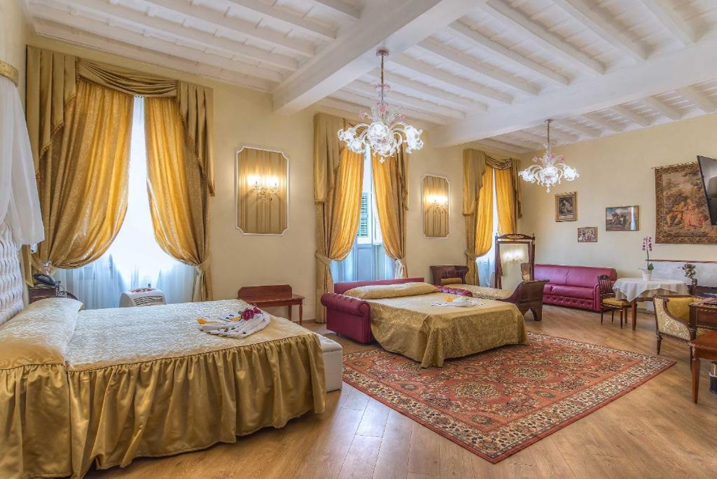 Trevi-Rome-Suite-Room-5