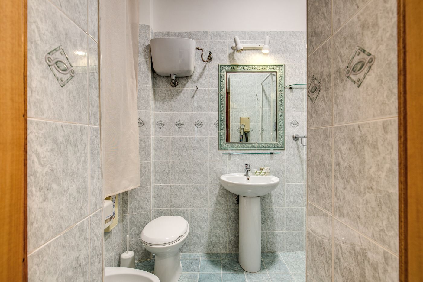 Parker-Italy-ROME-Room-8