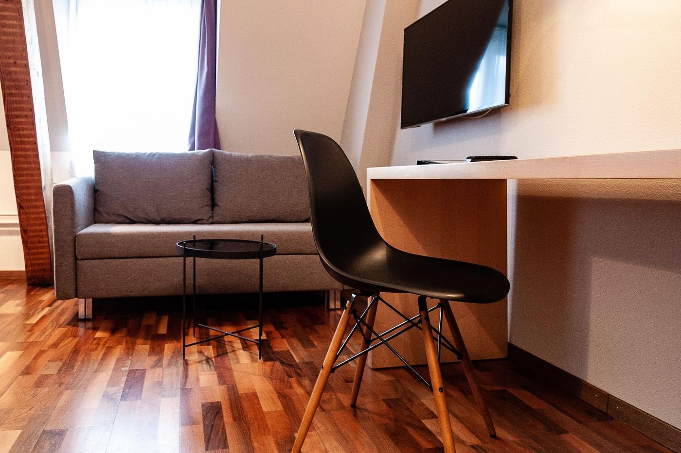 Royal-Switzerland-BASEL -Room-8