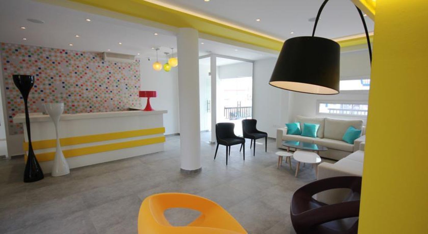 Cleopatra-hotel-Ayia-Napa-Lobby-19