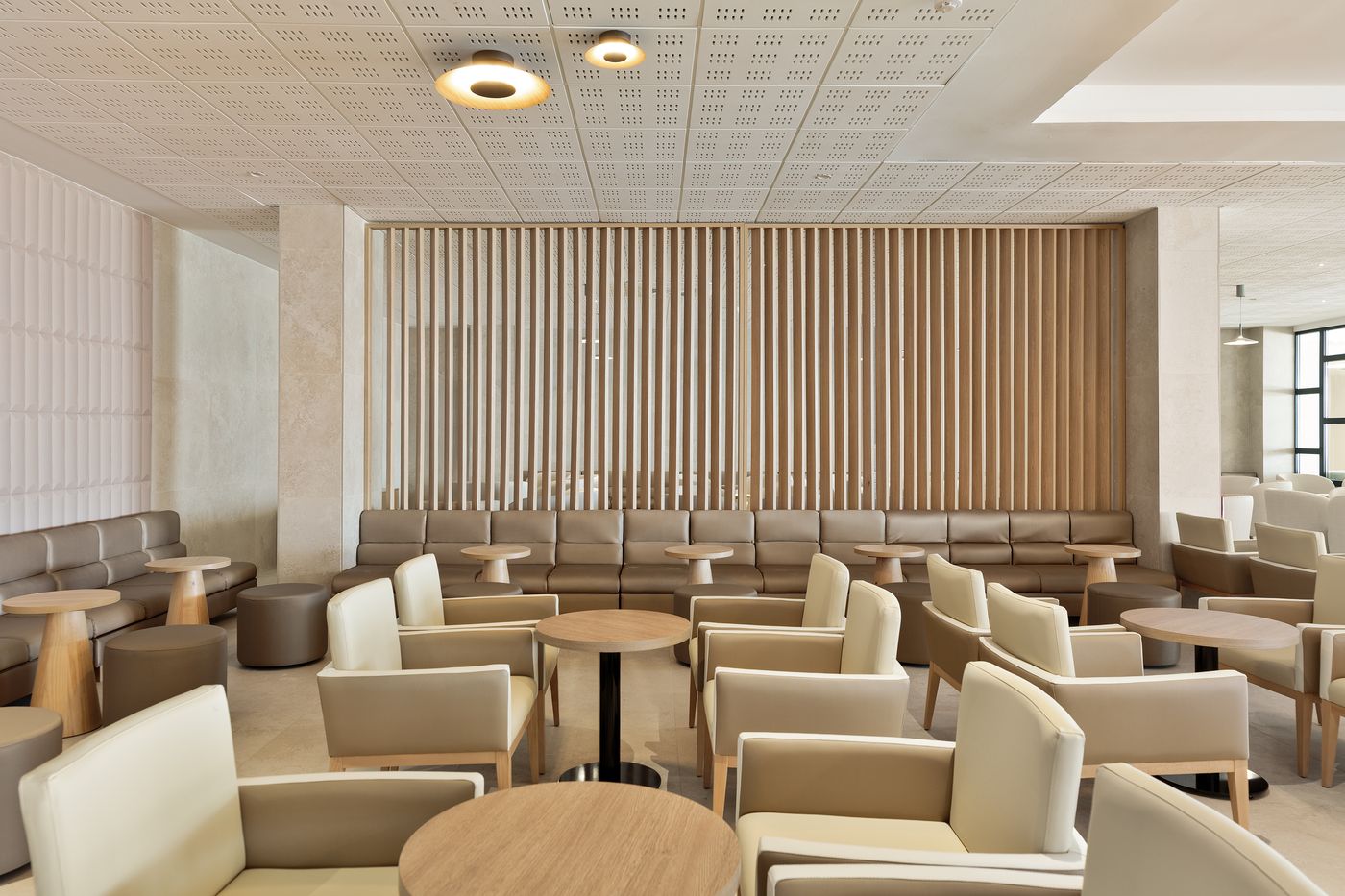 Best-Oasis-Tropical-Bar-60