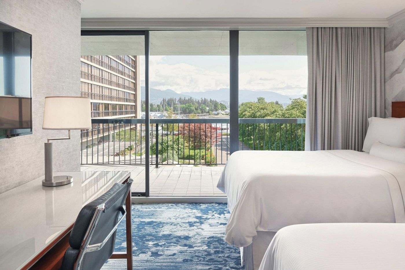 Westin-Bayshore-Vancouver-Room-36