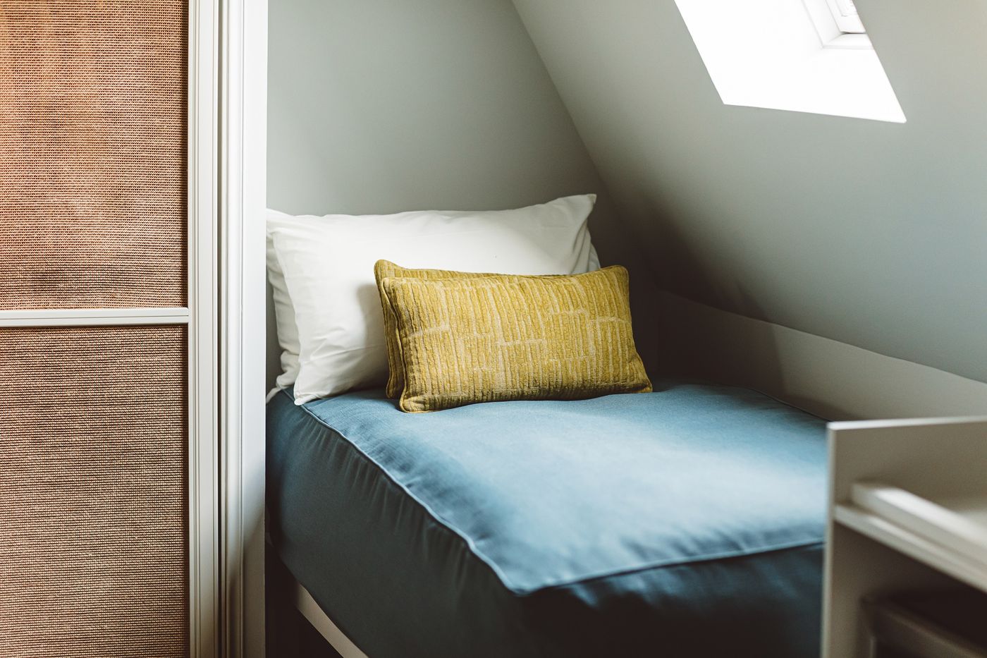 Hoy-Paris-Room-35
