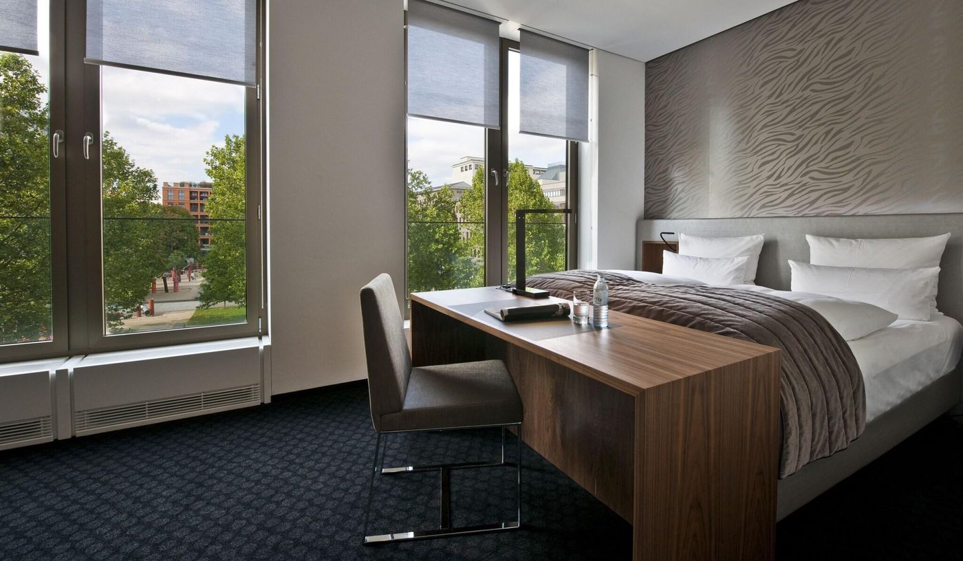 Cosmo-Hotel-Berlin-Mitte-Room-8