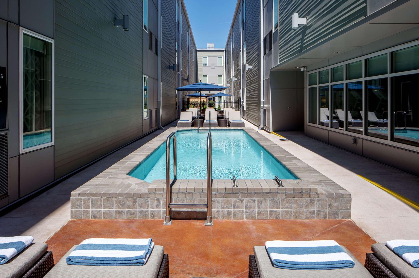 Homewood Suites New Orleans French Quarter - United States - New Orleans - Pool - 9