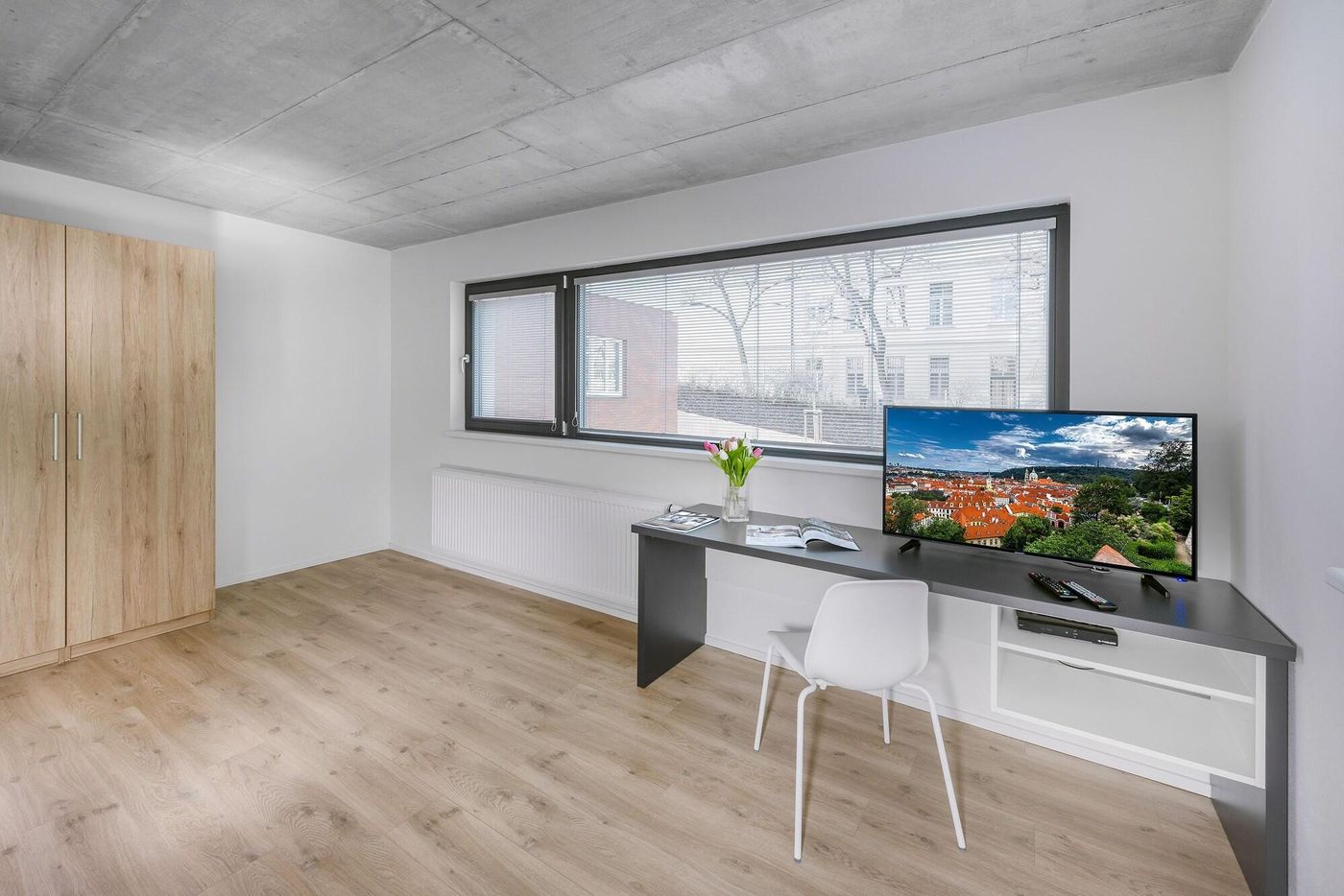 Downtown-Suites-Belohorska-Room-8