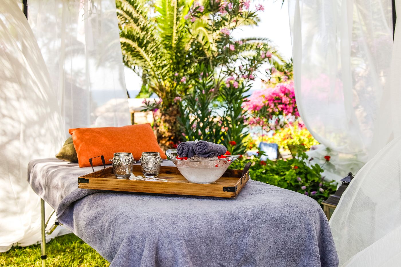 Crystal-Springs-Beach-Hotel-Sports-and-Entertainment-22