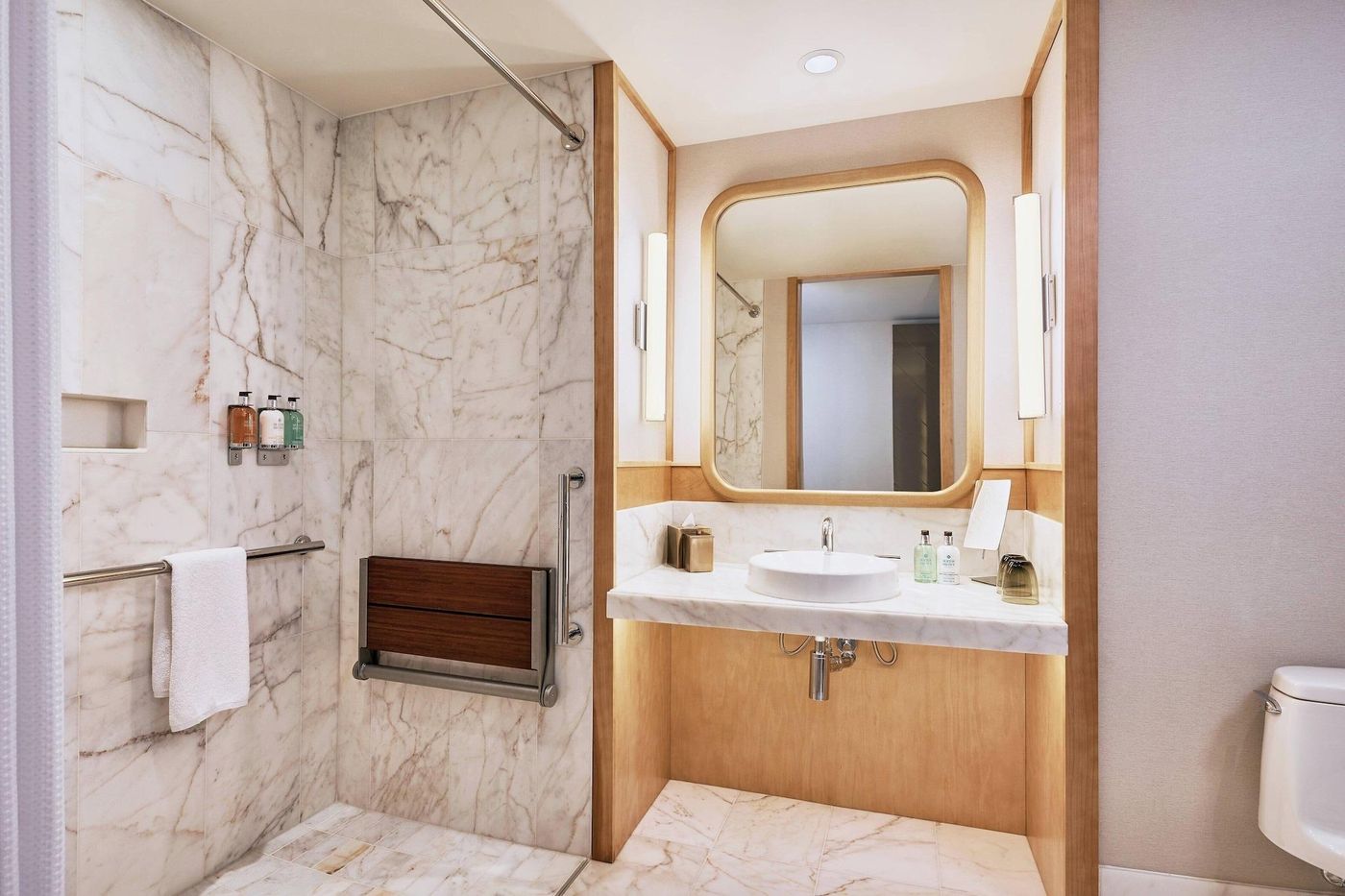 JW-Marriott-parq-Vancouver-Room-57