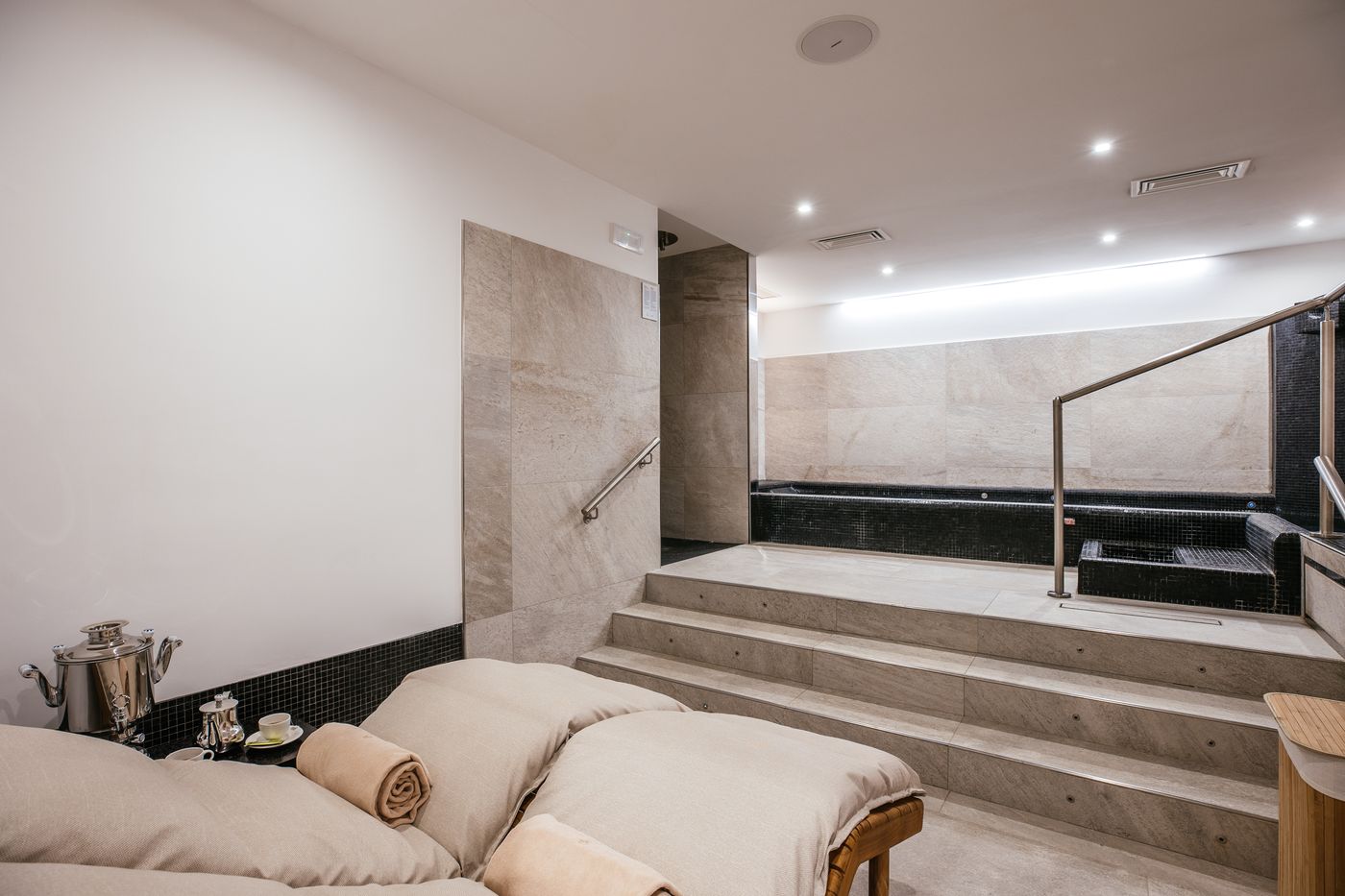 Villa-Fiorella-Art-Sports-and-Entertainment-54