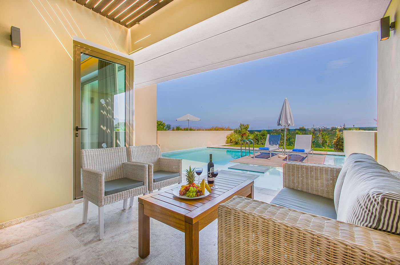 Astir-Odysseus-Room-90