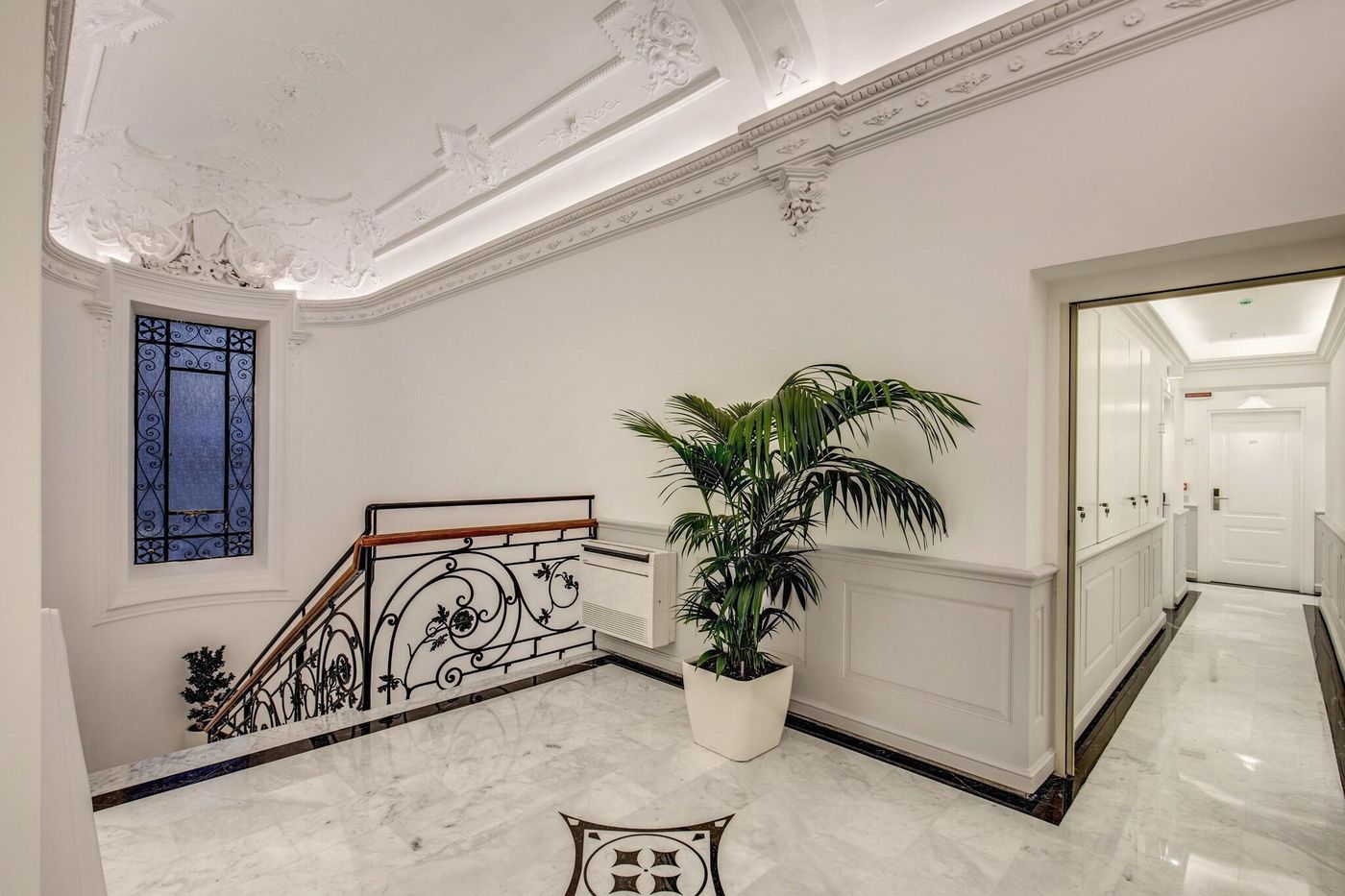 The-Liberty-Boutique-Hotel-Lobby-5