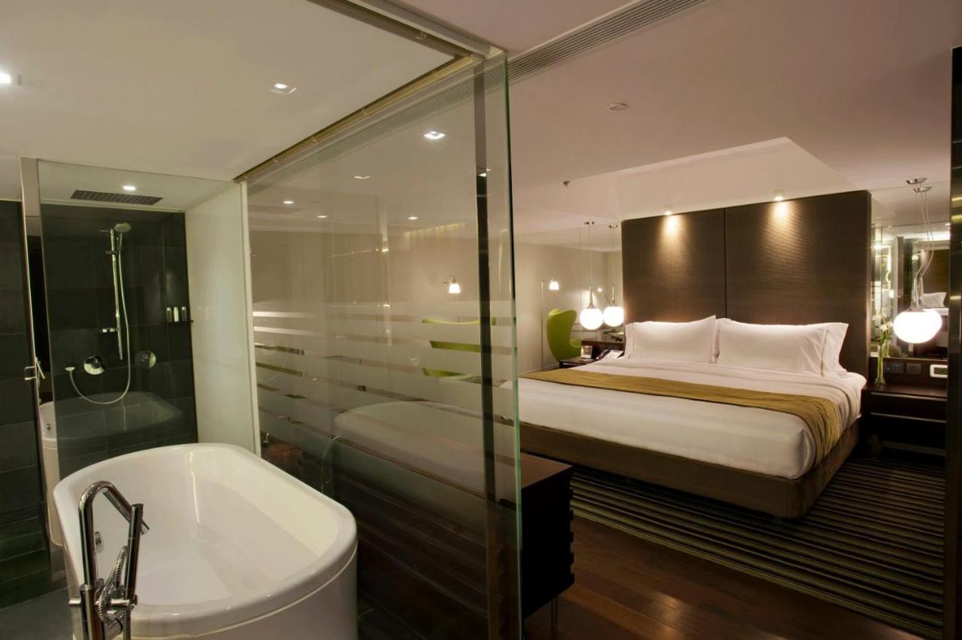 The-Mira-Hong-Kong-Room-23