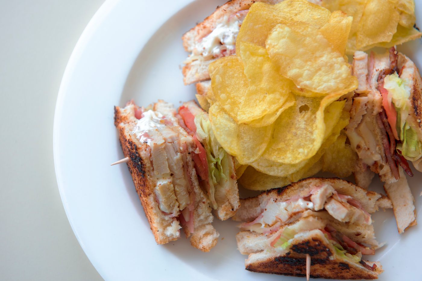 Toboso-Apartments-Restaurant-20