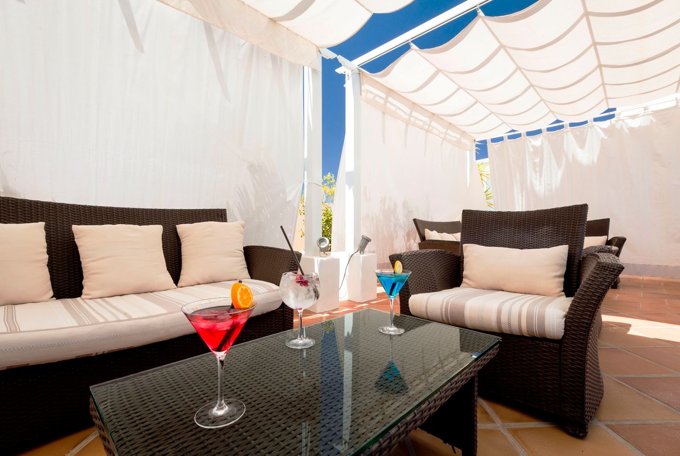 Royal-Plaza-General-view-19