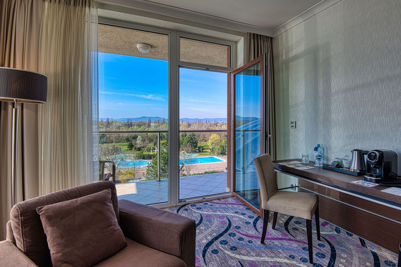 Hotel-Aquaworld-Budapest-Room-4