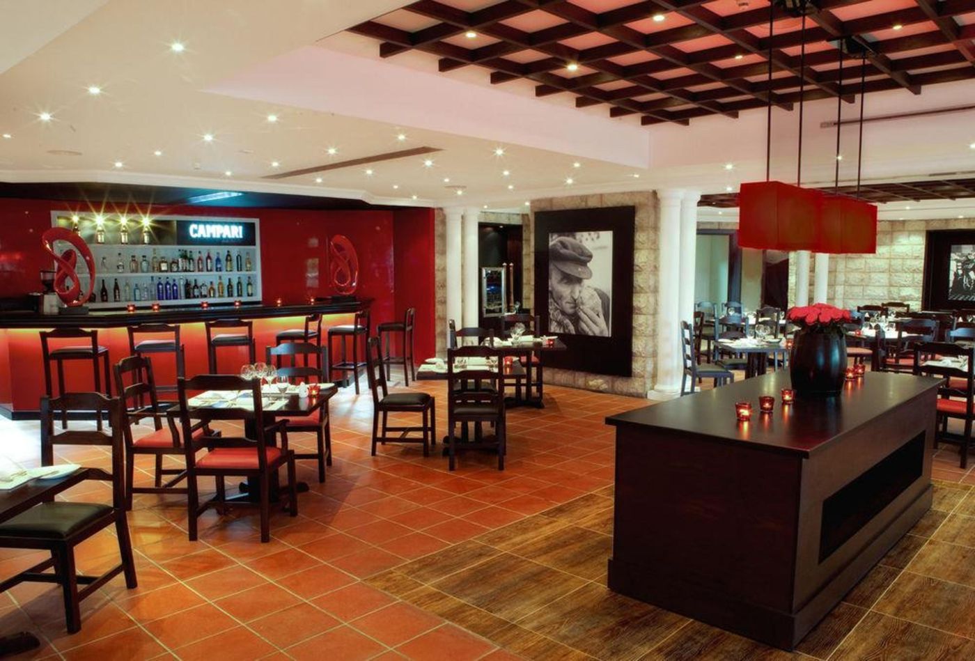 JA-Beach-Hotel-Bar-40