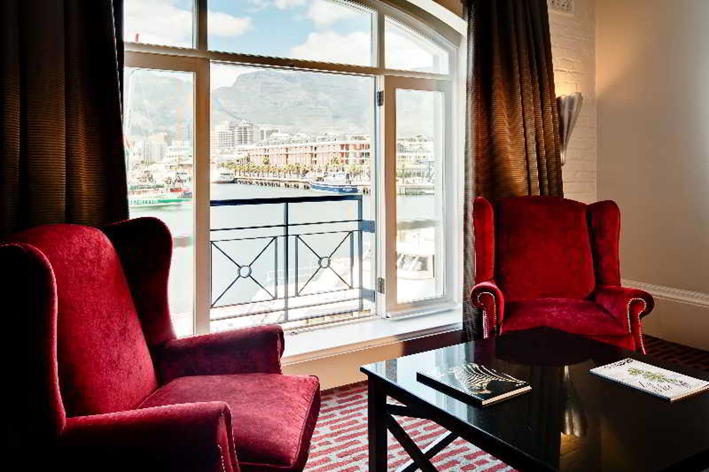 Victoria---Alfred-Hotel-by-Newmark-Room-41