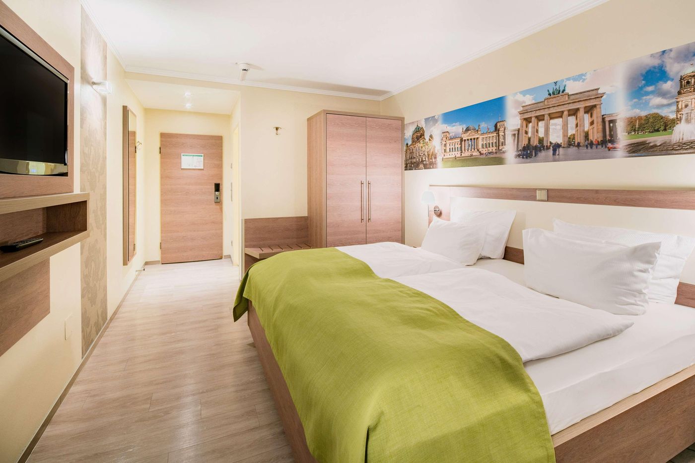 Best-Western-Hotel-Kantstrasse-Berlin-Room-8