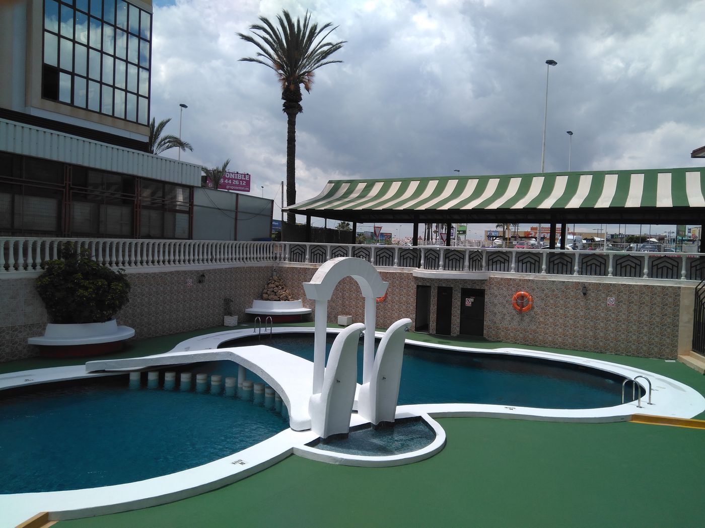 Torre-Joven-Pool-1