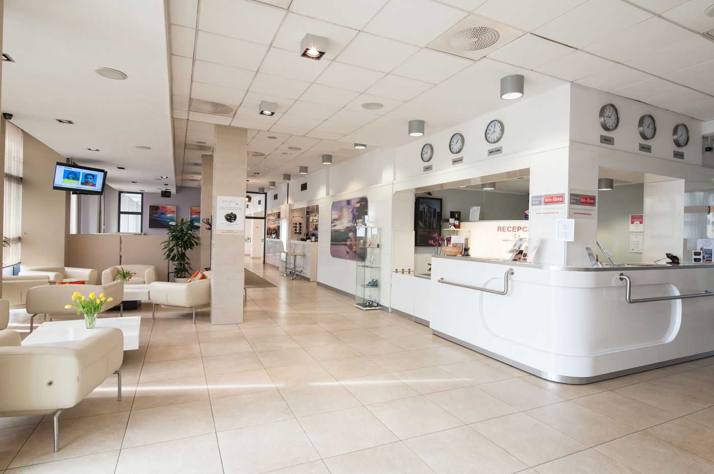 Park Hotel Diament Wroclaw-Poland-WROCLAW-Lobby-5