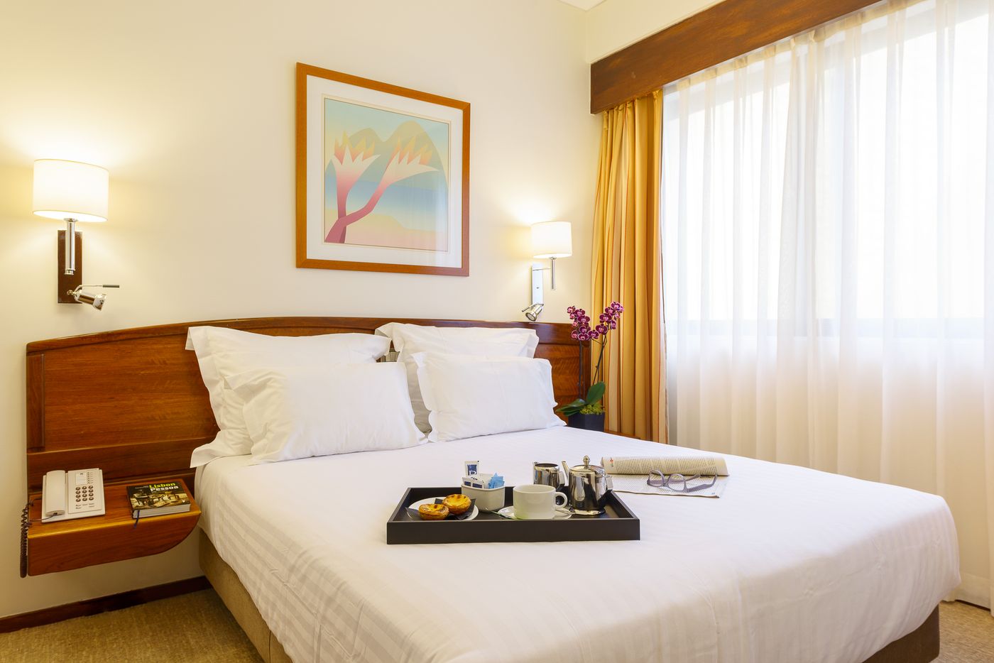 Dom-Carlos-Park-Room-20