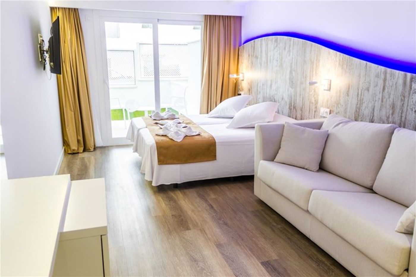 Sensity Chillout Hotel Triton Beach - Adults Only