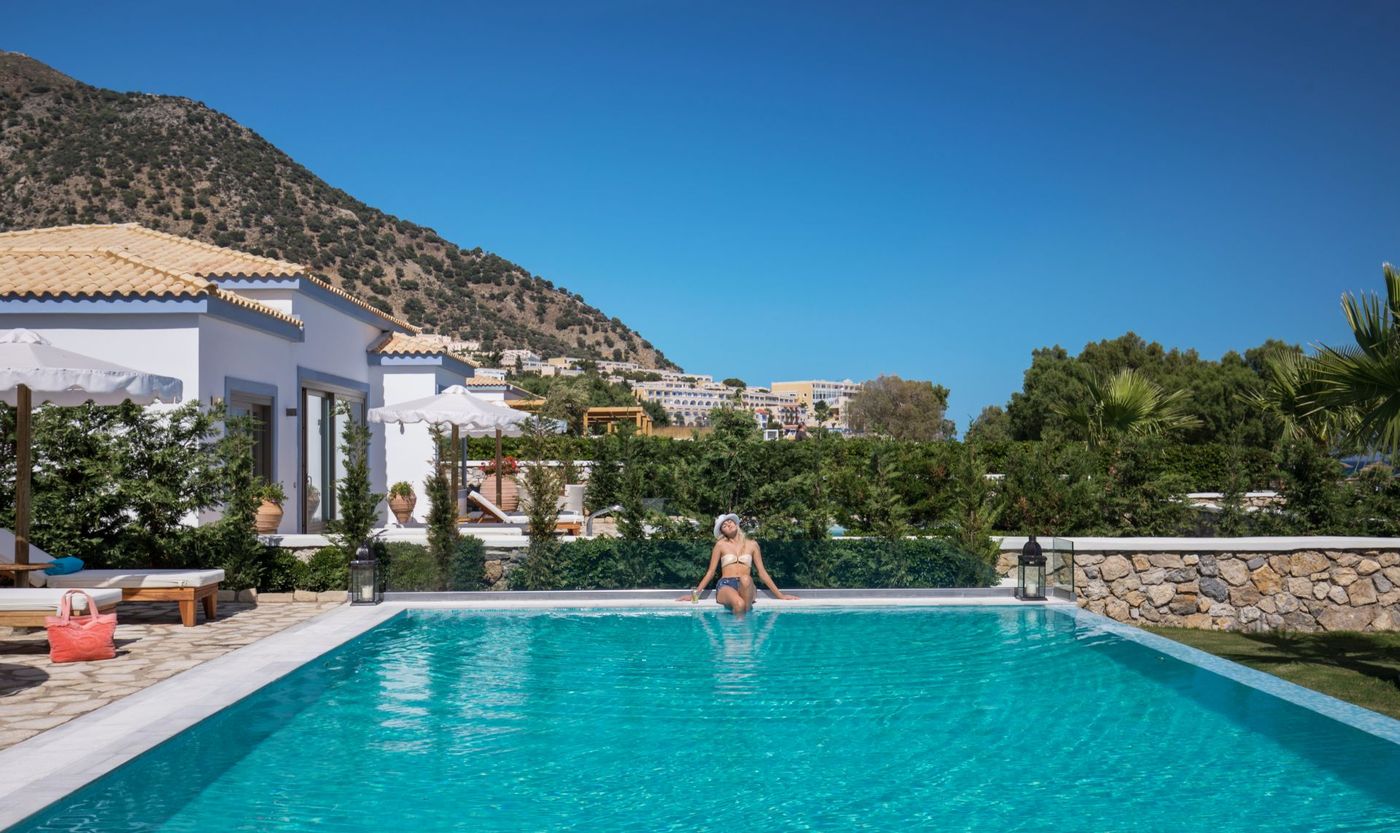 Mitsis-Selection-Blue-Domes-Room-5