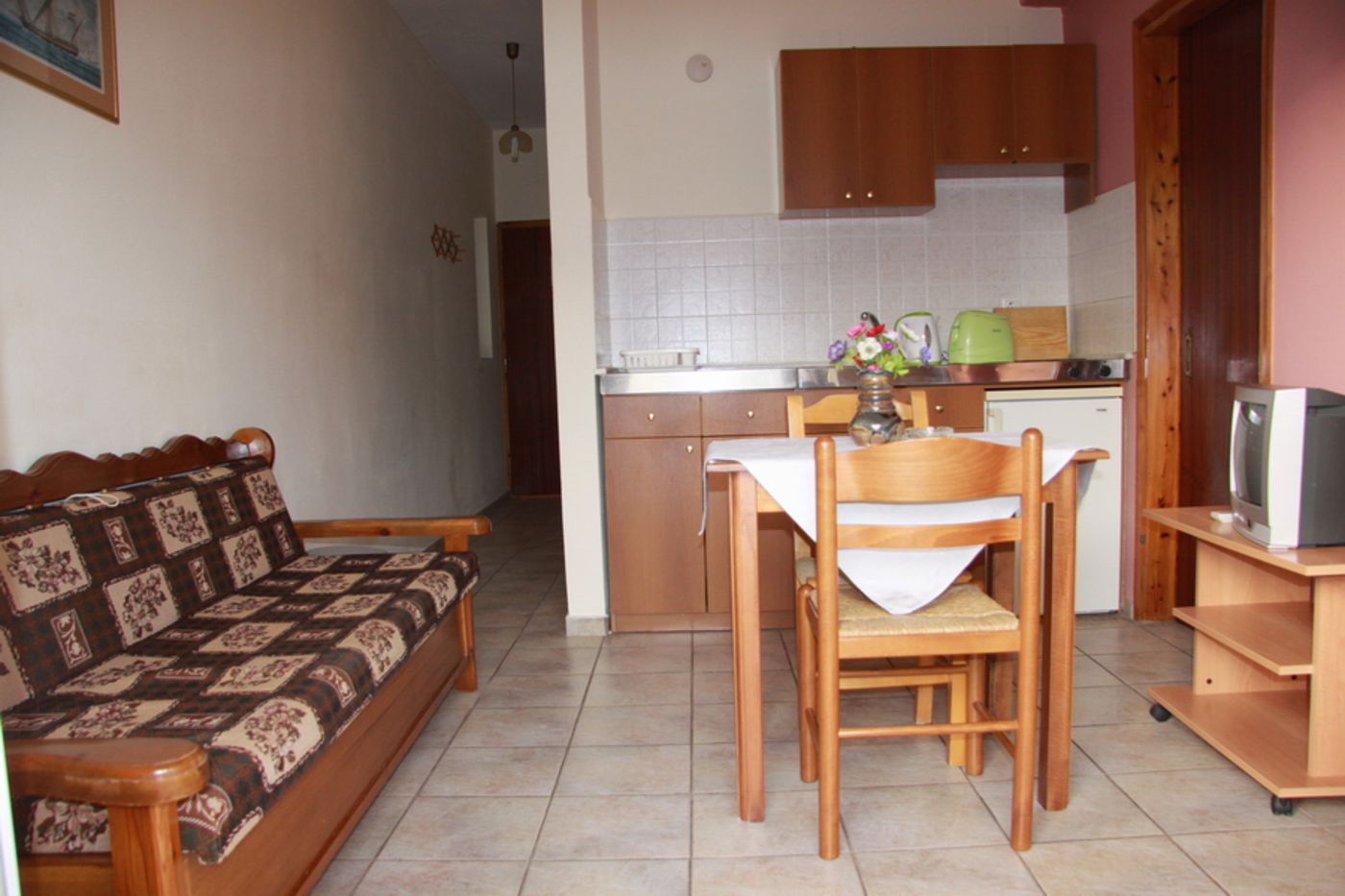 Argyro Studios and Apartments