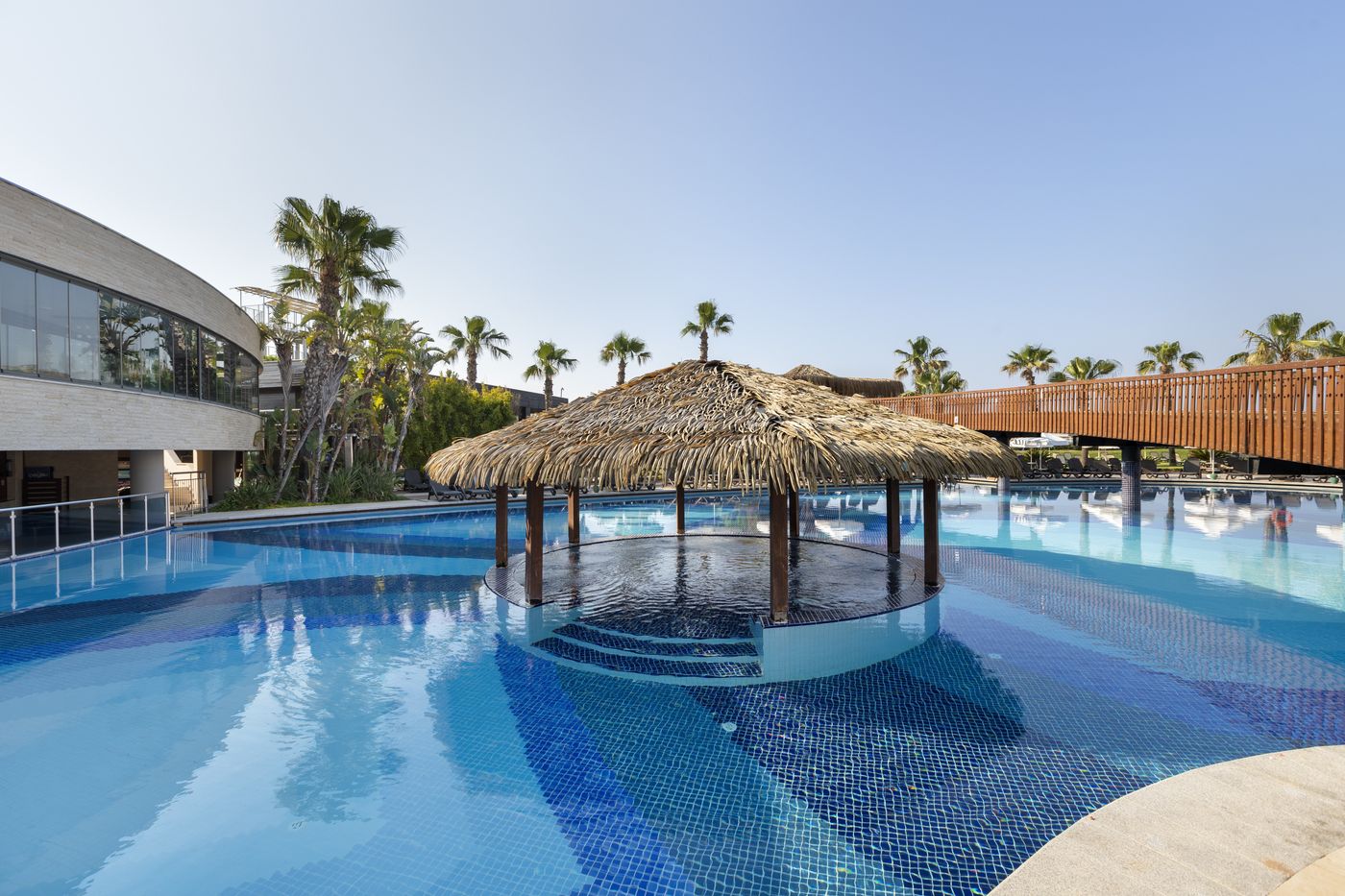 Sherwood-Dreams-Resort-Pool-13