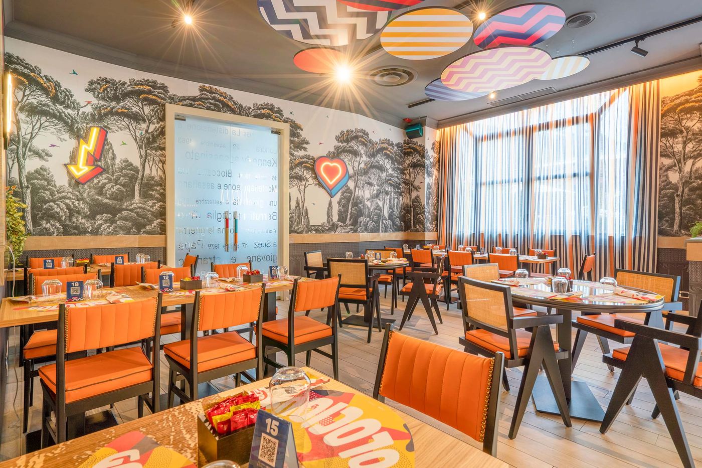 Leonardo-Hotel-Milan-City-Center-Restaurant-15