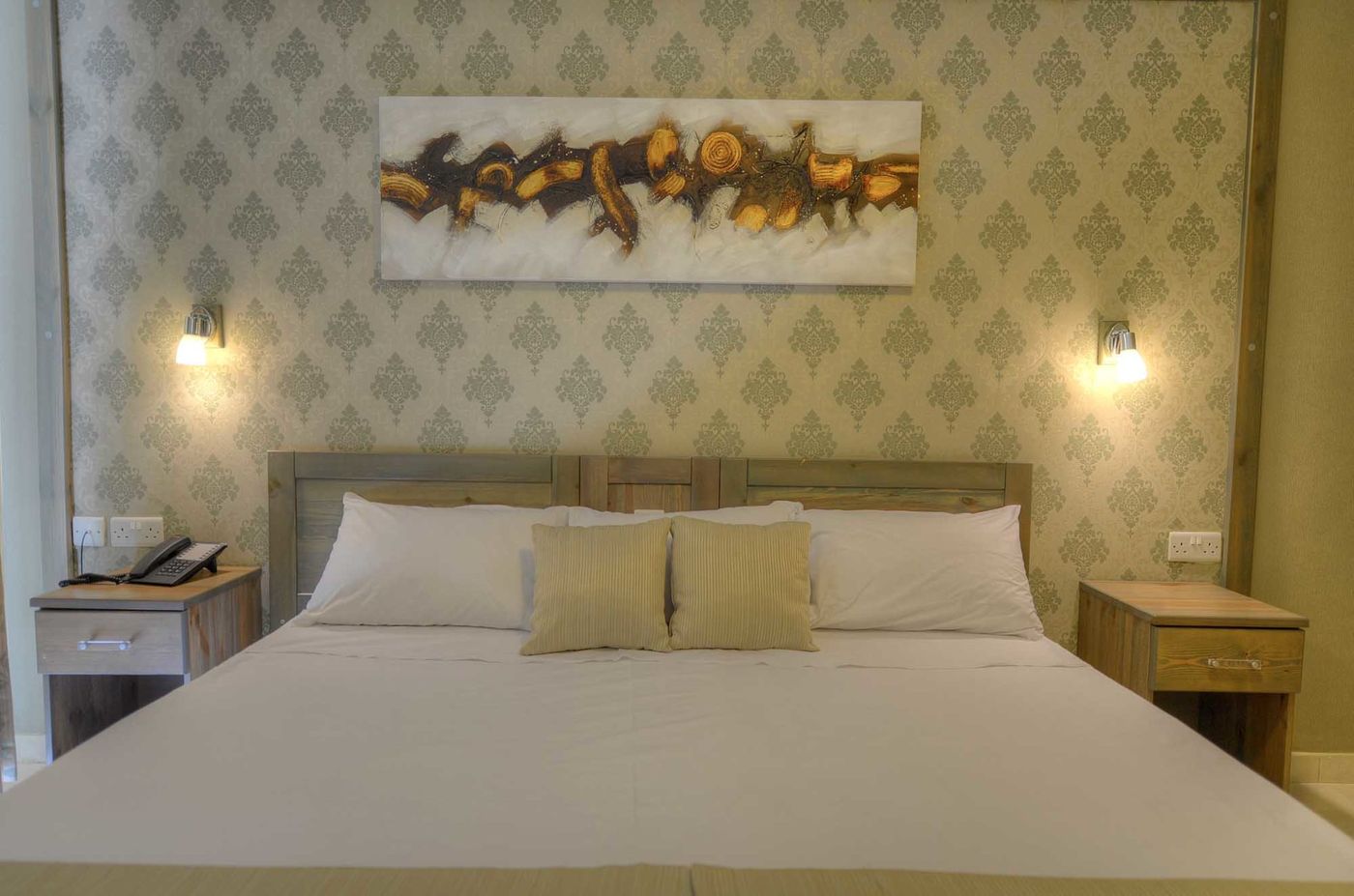 Alexandra-Hotel-Room-19